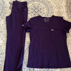 Figs Catarina scrub top and Kade scrub pant.